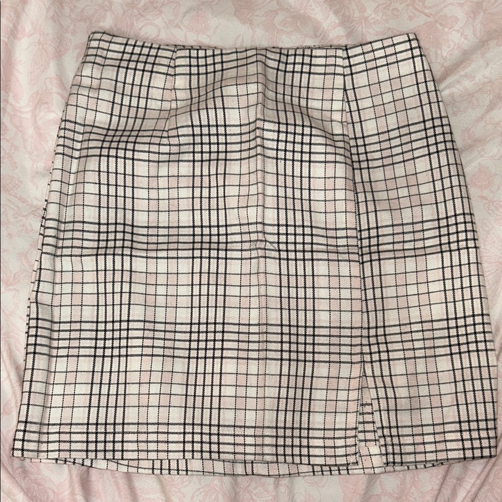 Aeropostale Black and White Plaid Pencil Skirt